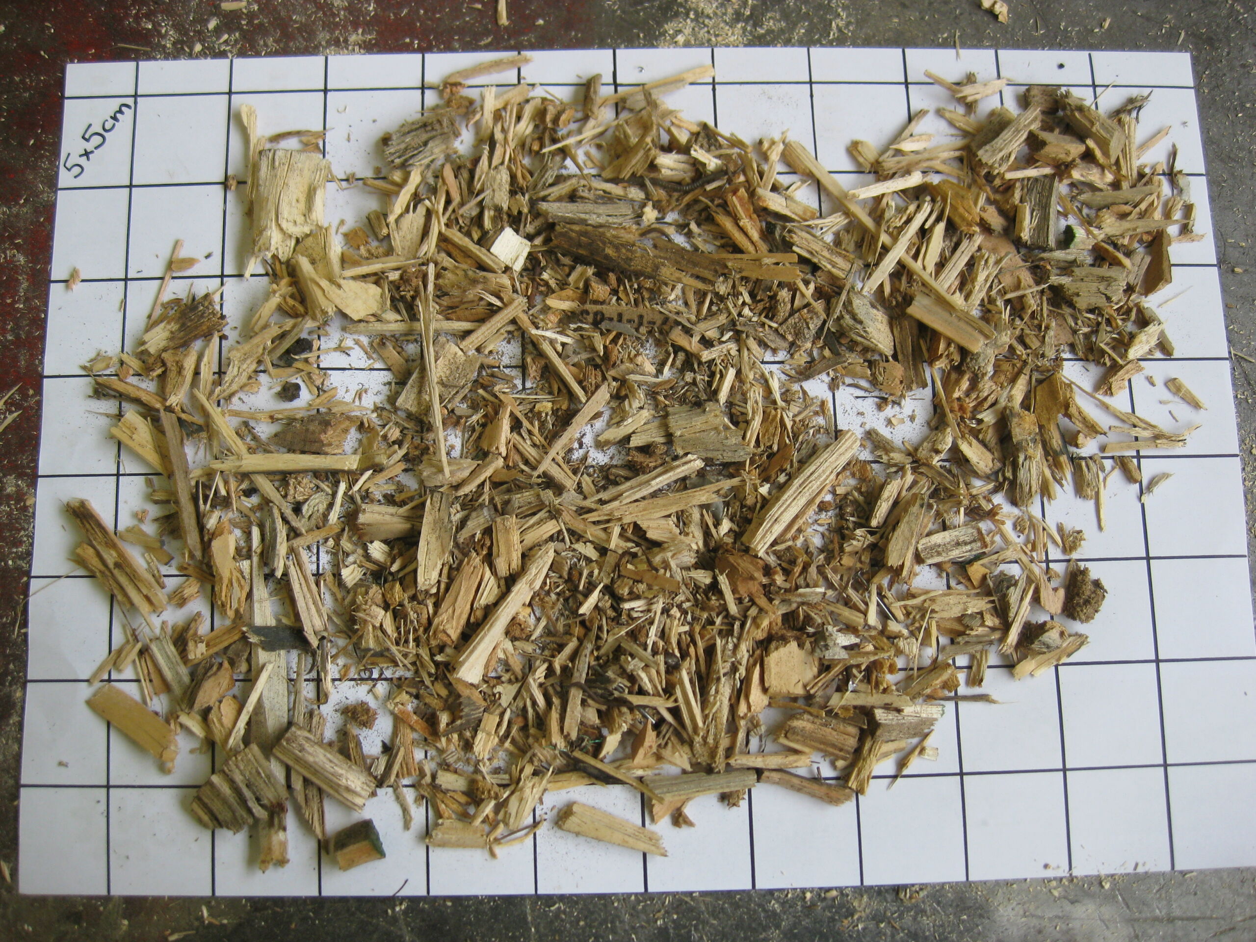 Shredded wood from wooden pallets – fraction up to 20 mm